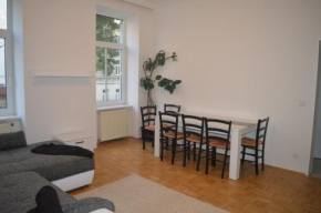 Nette Altbauwohnung nur 10 min von der City